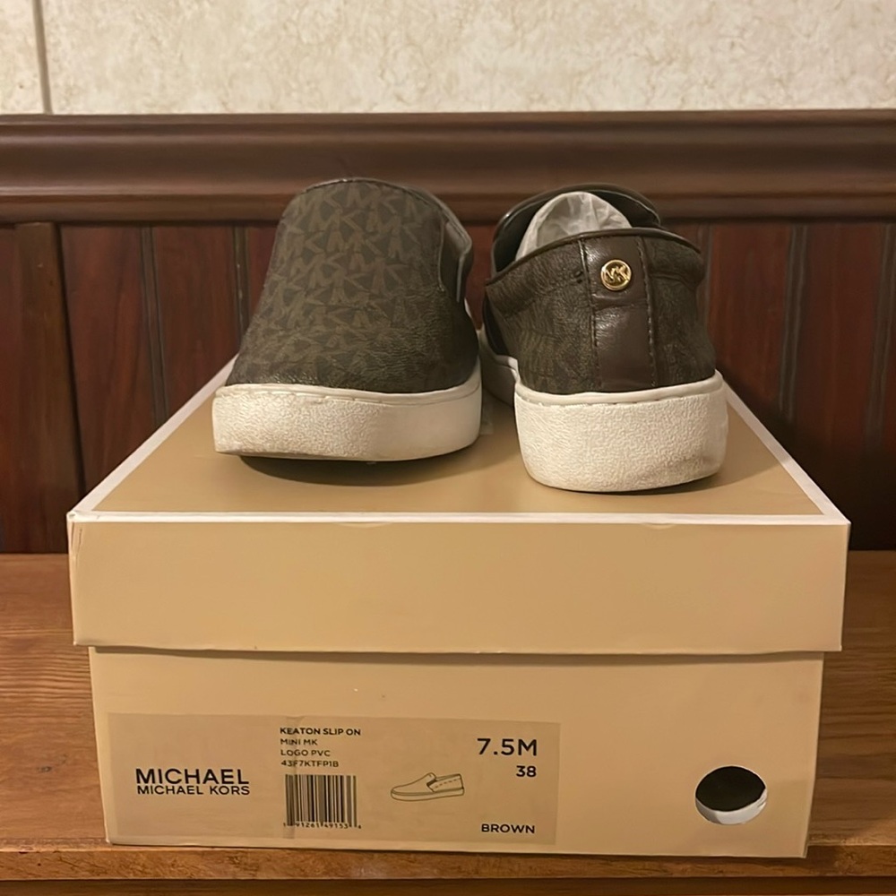 NIB- Michael Kors- size 7.5